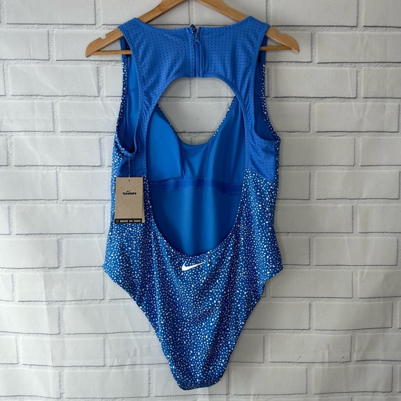 Nike Women's Water Dots Keyhole Back One Piece Swimsuit size XXL - Picture 2 of 8